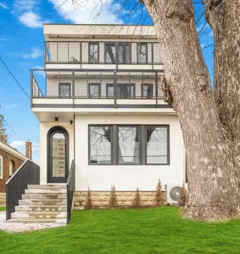 Photo of Others in Mimico