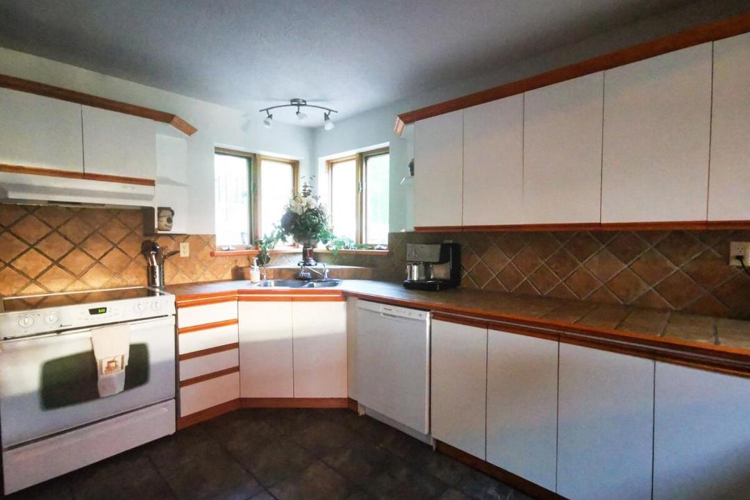Photo of Kitchen in Val-des-Monts