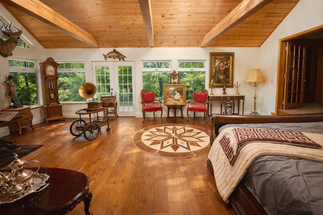 Photo of Bedroom in Mansfield
