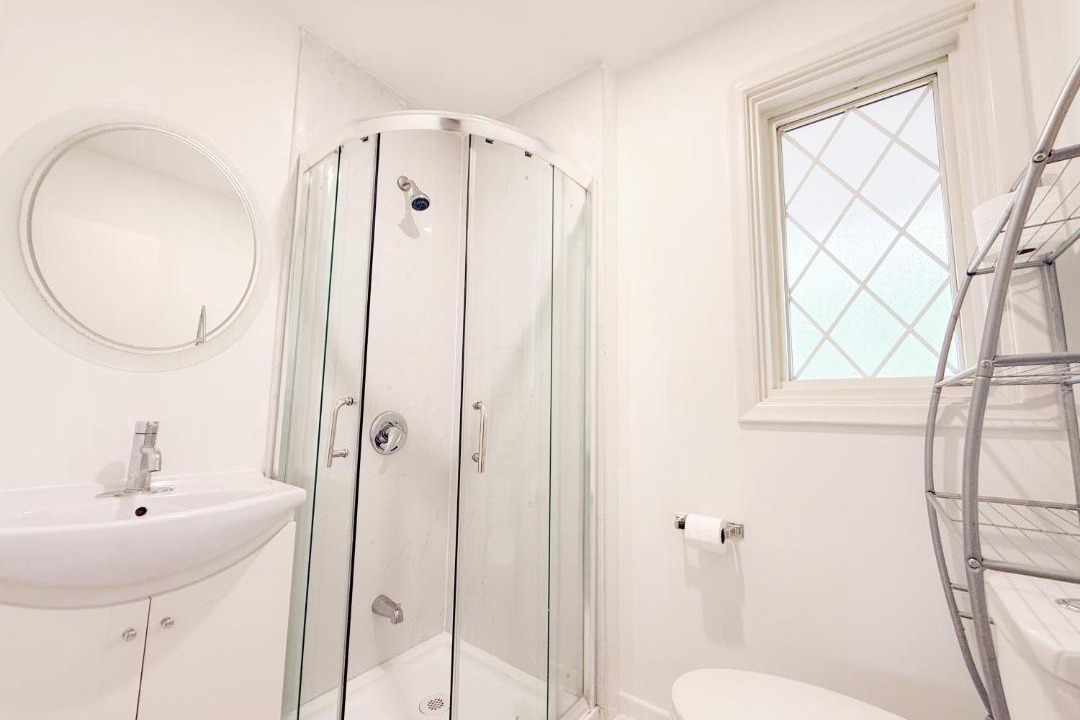 Photo of Bathroom in Thornhill