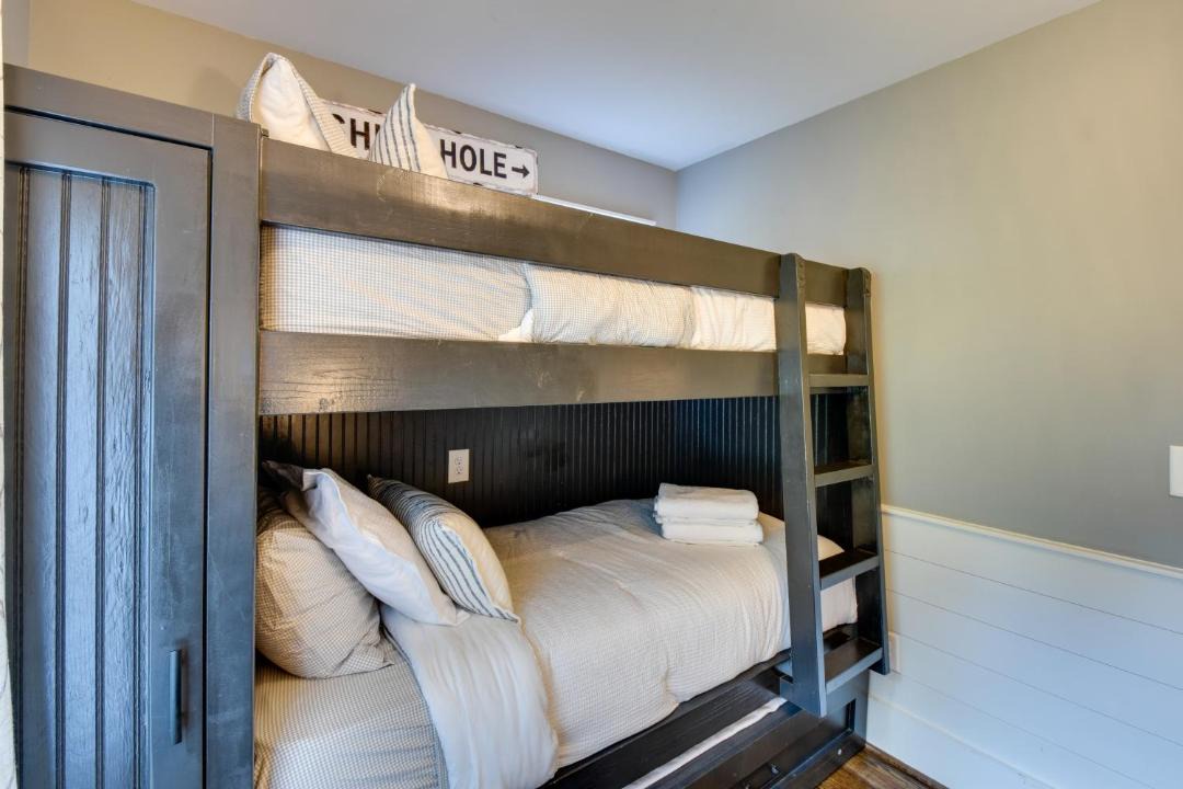 Photo of Bedroom in West Union