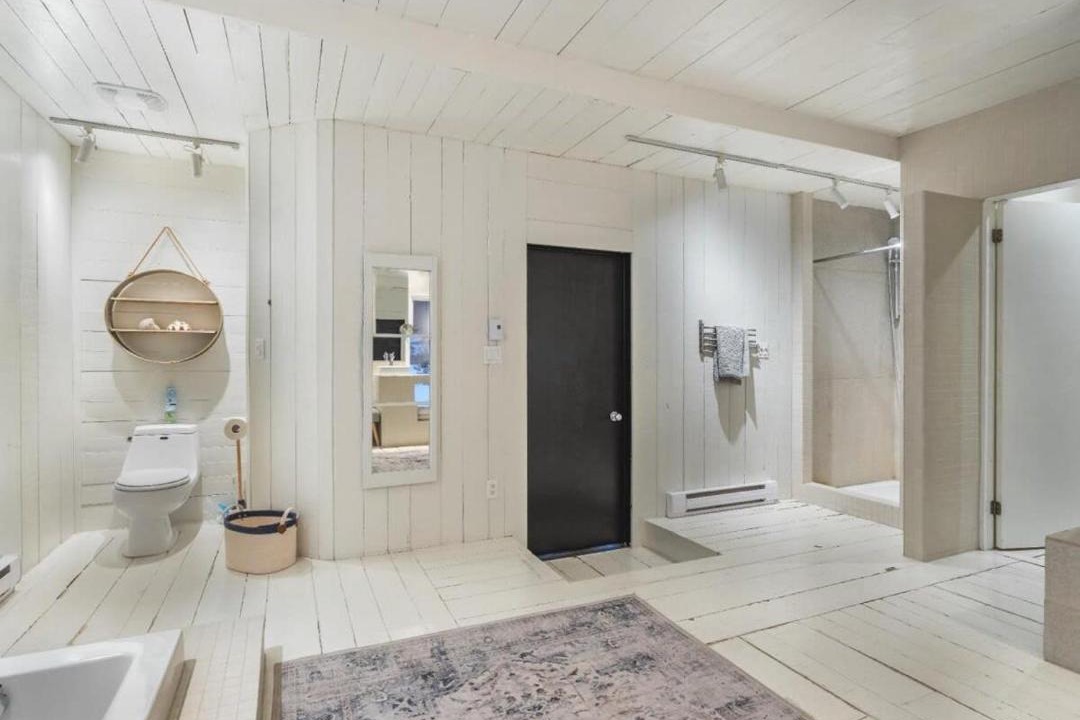 Photo of Bathroom in Saint Donat