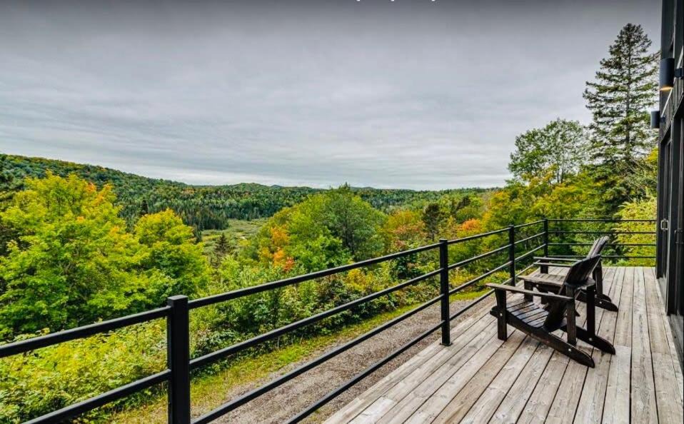 Photo of Patio Balcony in Saint Donat