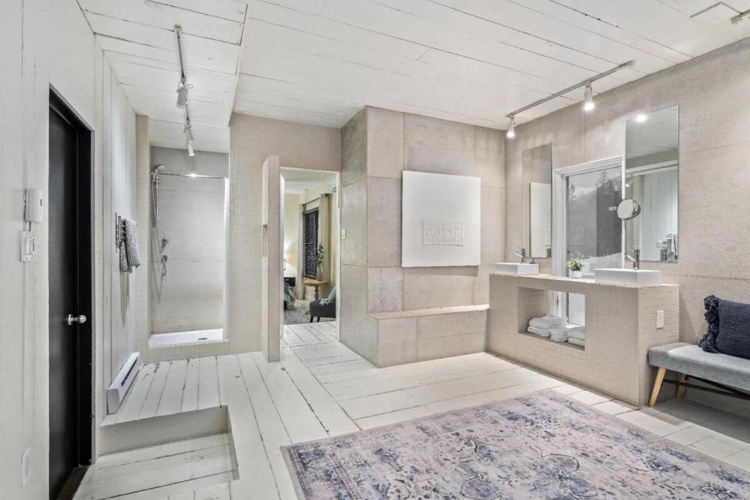 Photo of Bathroom in Saint Donat