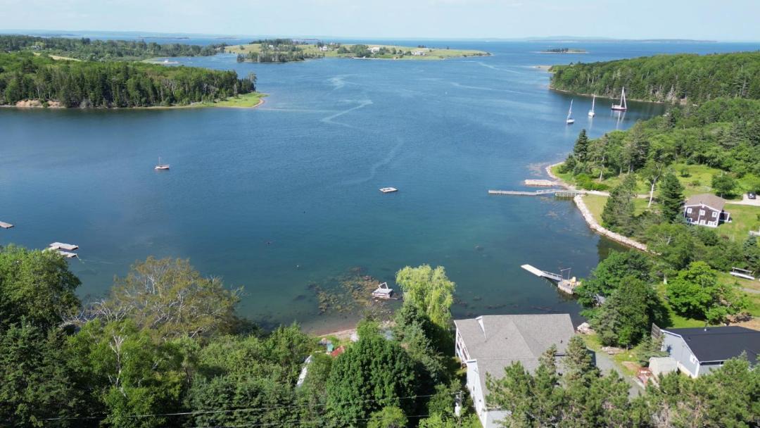 Photo of Others in Heckmans Island