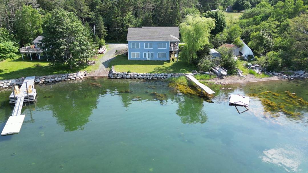 Photo of Others in Heckmans Island