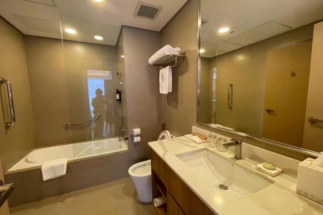 Photo of Bathroom in Garden District