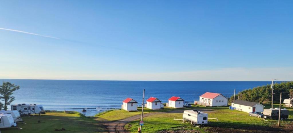 Photo of Others in Sainte-Madeleine-de-la-Riviere-Madeleine