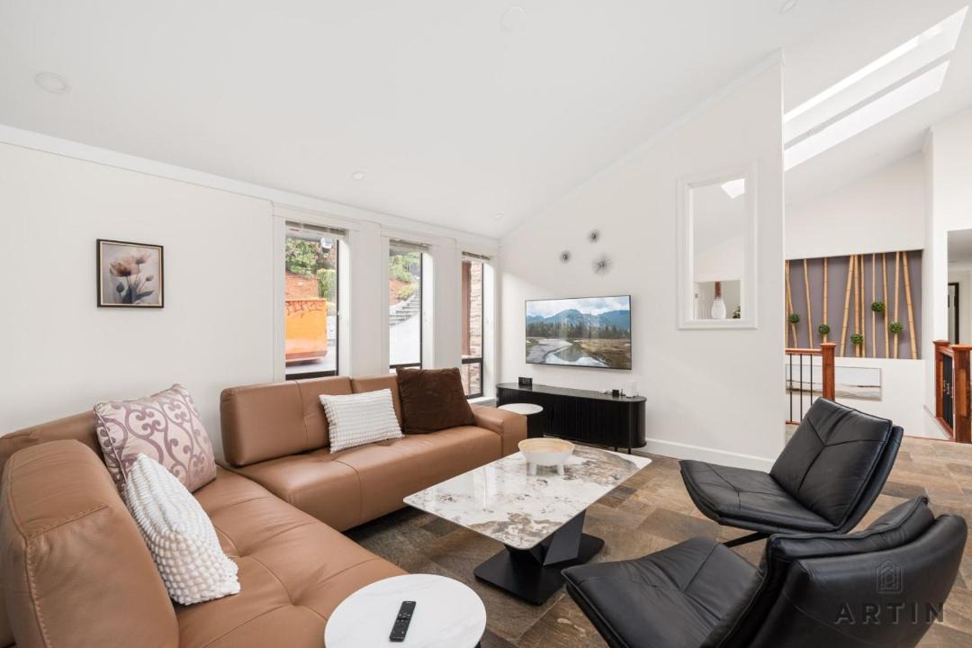 Photo of Others in West Vancouver