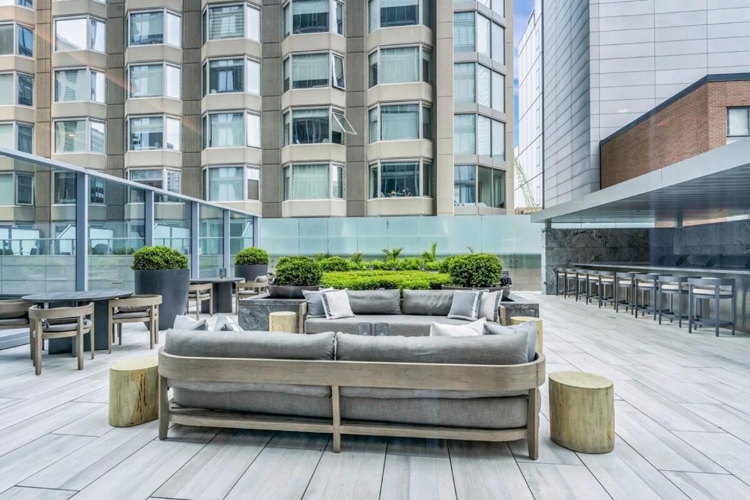 Photo of Patio Balcony in Bloor-Yorkville