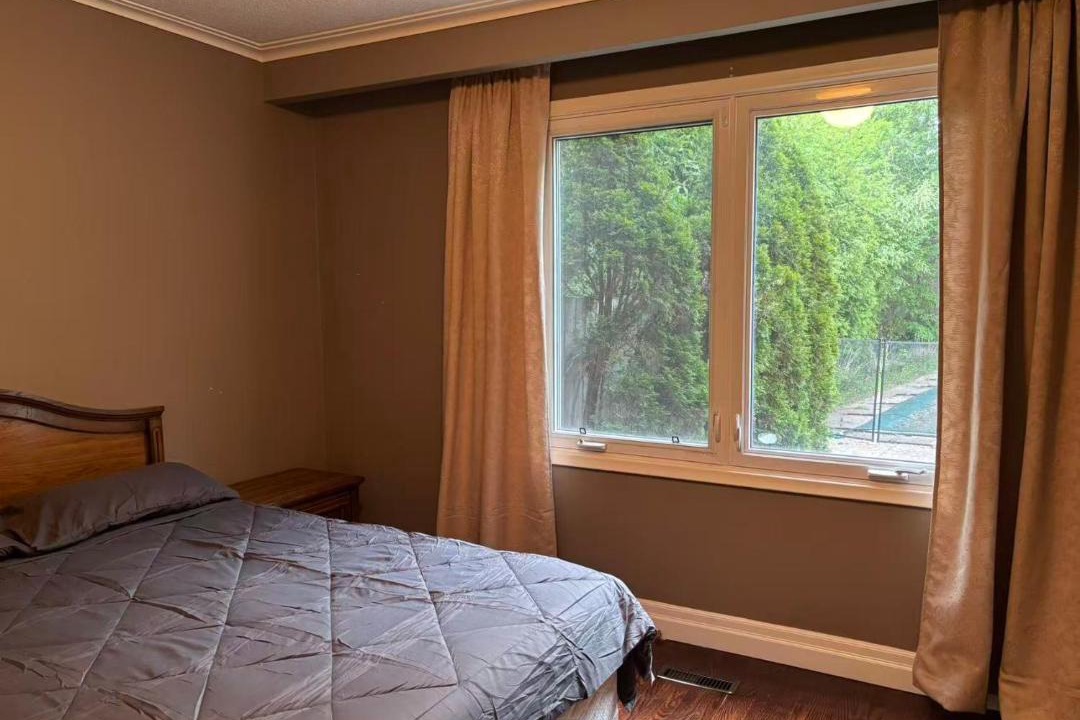 Photo of Bedroom in Thornhill