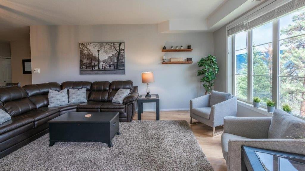 Photo of Livingroom in Quail Ridge