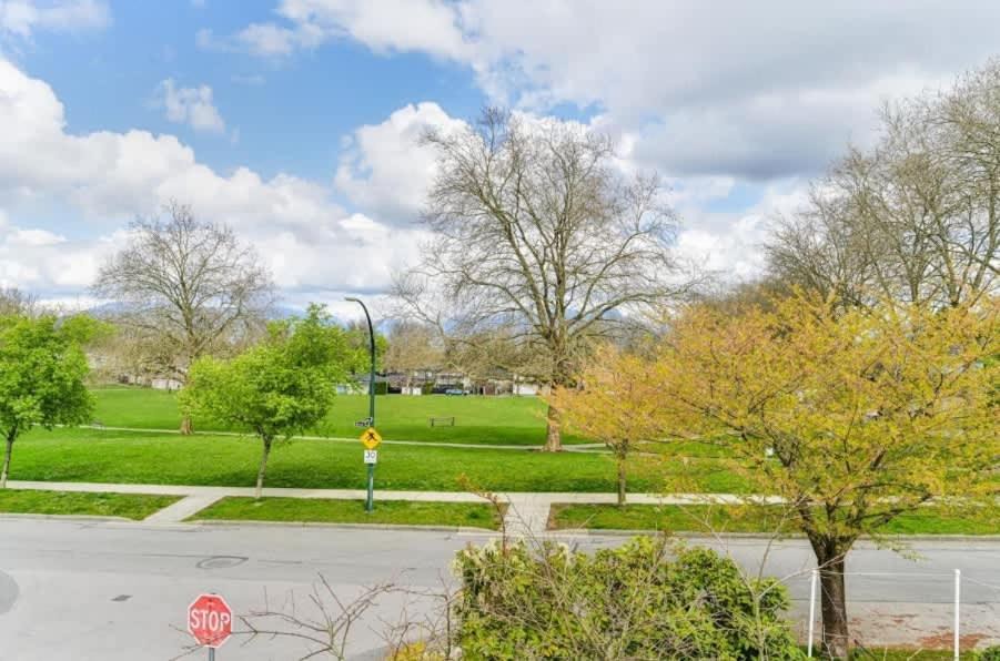 Photo of Others in East Side