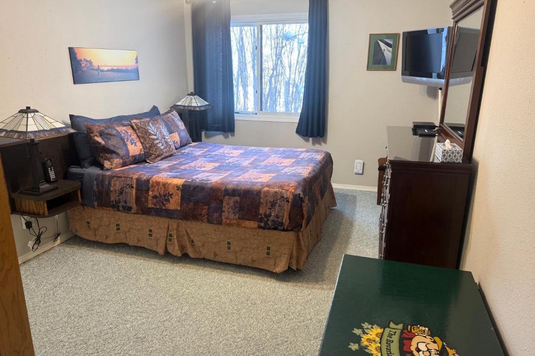 Photo of Bedroom in East Kootenay