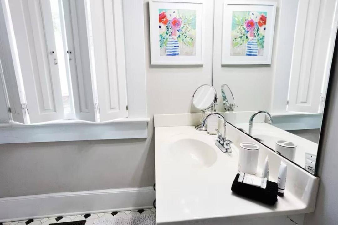 Photo of Bathroom in Old Shandon