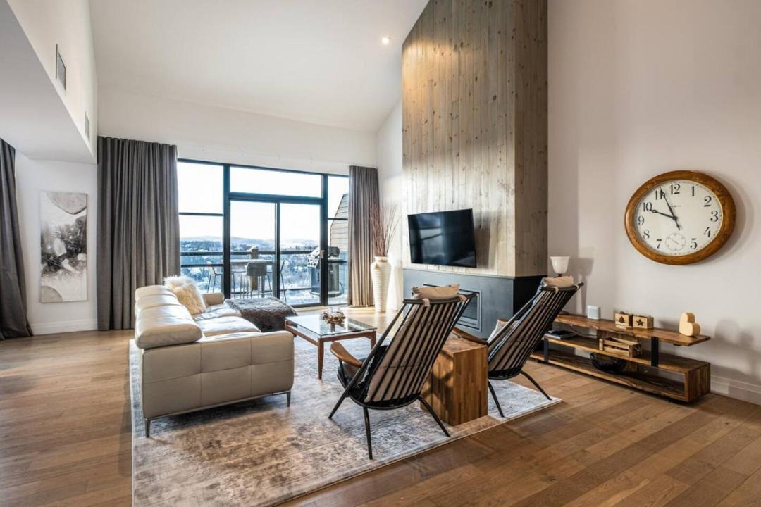 Photo of Livingroom in Mont-Tremblant