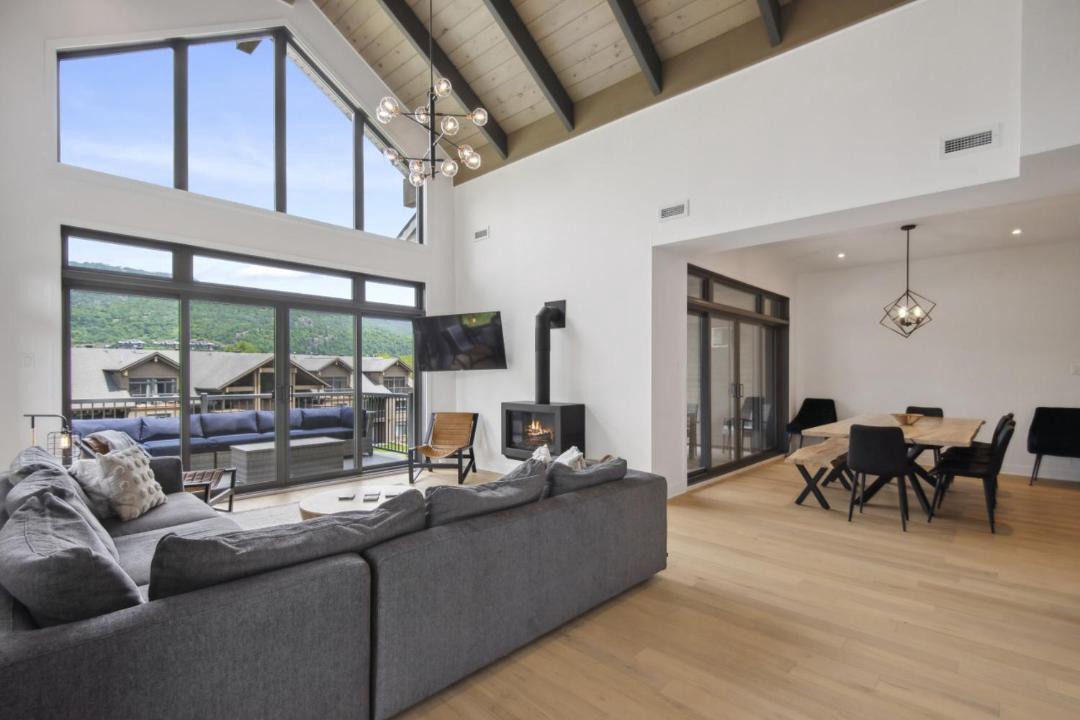 Photo of Livingroom in Mont-Tremblant