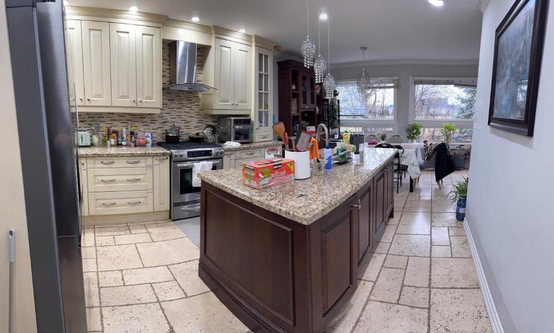 Photo of Others in Mississauga