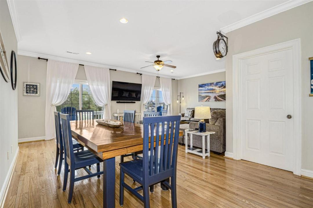 Photo of Livingroom in North Myrtle Beach