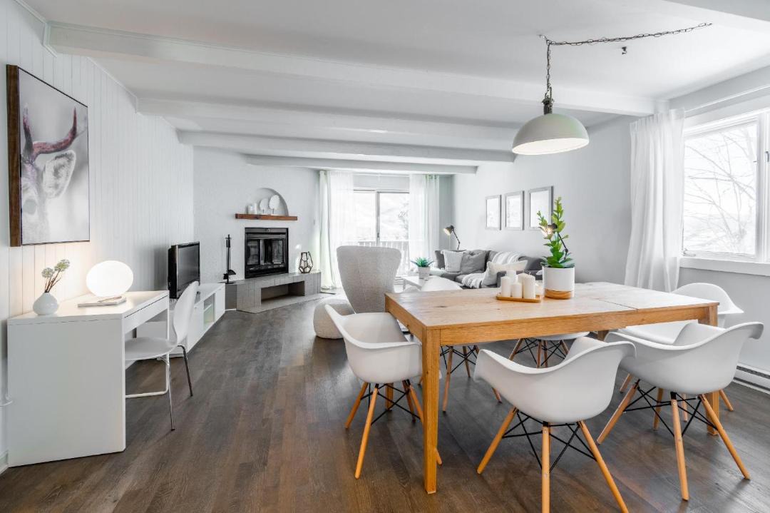 Photo of Livingroom in Mont-Tremblant