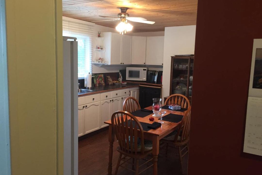 Photo of Kitchen in Colpoys Bay