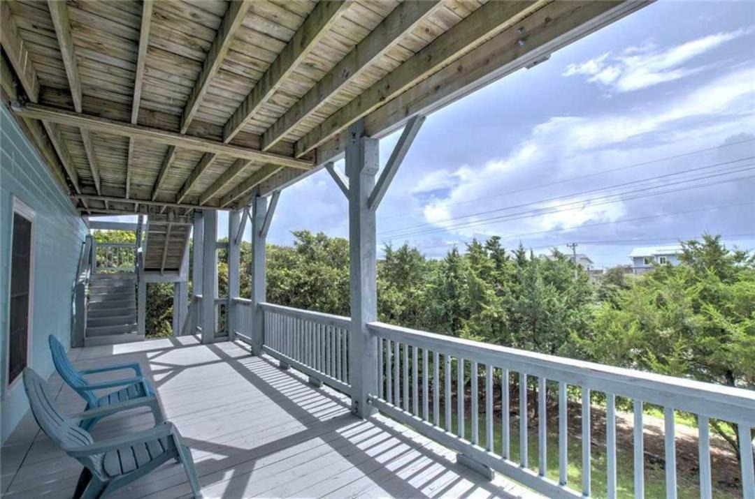 Photo of Patio Balcony in Emerald Isle