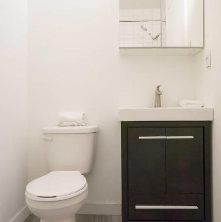 Photo of Bathroom in Saint-Roch