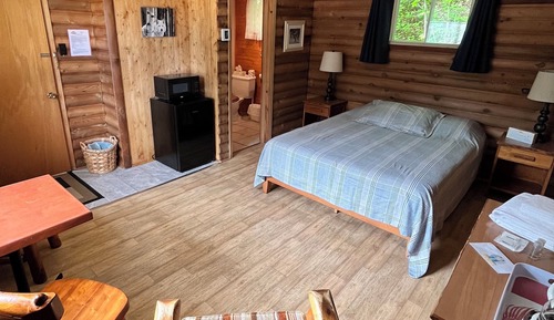 Room, Partial Lake View