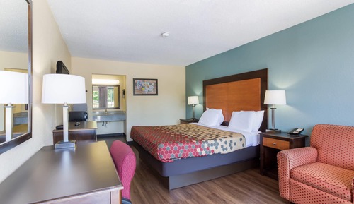 Room, 1 King Bed, Accessible, Non Smoking