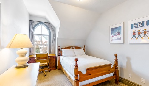 228 Snowbridge - Pets Allowed