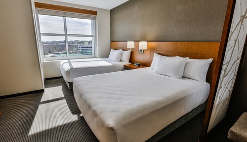 Room, Multiple Beds (2 queenbed & 1 sofabed)