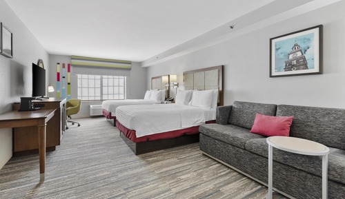 Executive Room, 2 Queen Beds, Refrigerator & Microwave (Sofa Bed)