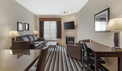 Suite, 1 King Bed, Non Smoking, Fireplace