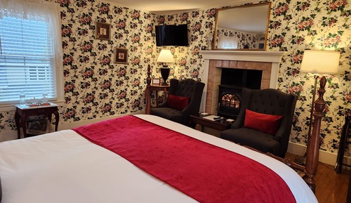 Deluxe Room, 1 Queen Bed