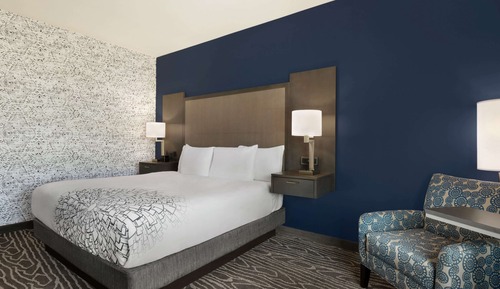 Executive Room, 1 King Bed, Non Smoking
