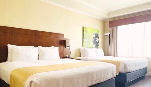 Signature Room