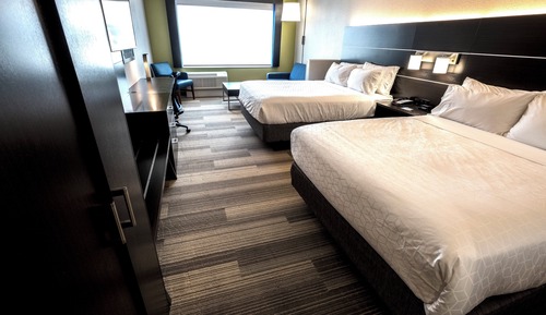 Standard Room, 2 Queen Beds, Accessible Bathtub (Mobility)