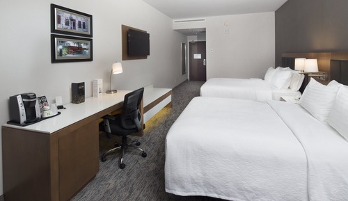 Standard Room, 2 Queen Beds, Accessible (Access Tub)