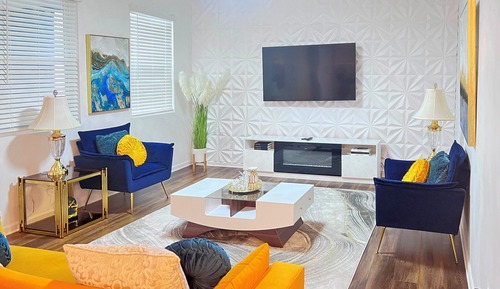 House (4 Bedrooms)