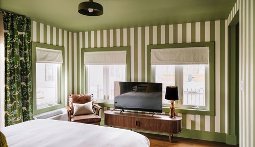 Classic Room, 1 King Bed