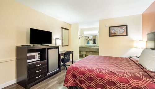 Room, 1 Queen Bed, Accessible, Non Smoking