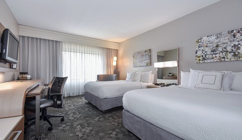 Room, Multiple Beds, Hearing Accessible (Accessible Bathtub)