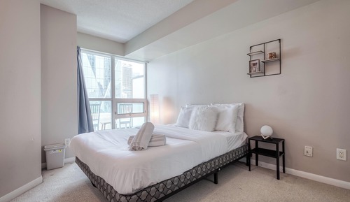 Classic Suite, 1 Queen Bed with Sofa bed, Private Bathroom