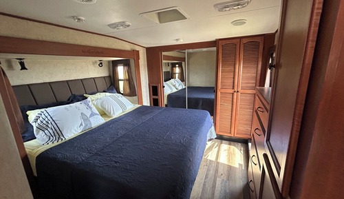Mobile Home (Big Country)