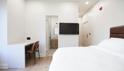 Luxury Room, Housekeeping