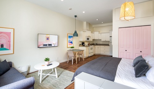 Studio Suite, 1 King Bed with Sofa bed