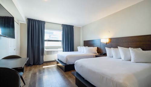 Standard Room, 2 Double Beds