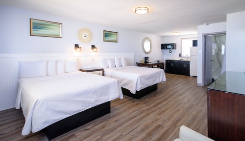 Standard Double Room, 2 Queen Beds, Kitchenette, Ocean View (Second Floor)