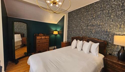Superior Suite