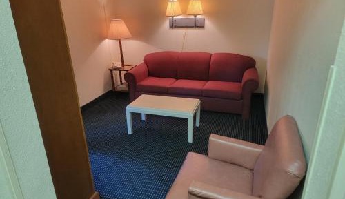 King Studio with Sofa Bed